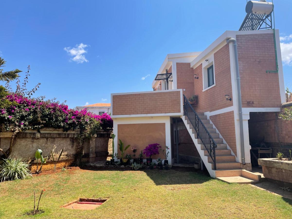 Appartements d'Hôtes Marciloui Antsirabe Exterior foto